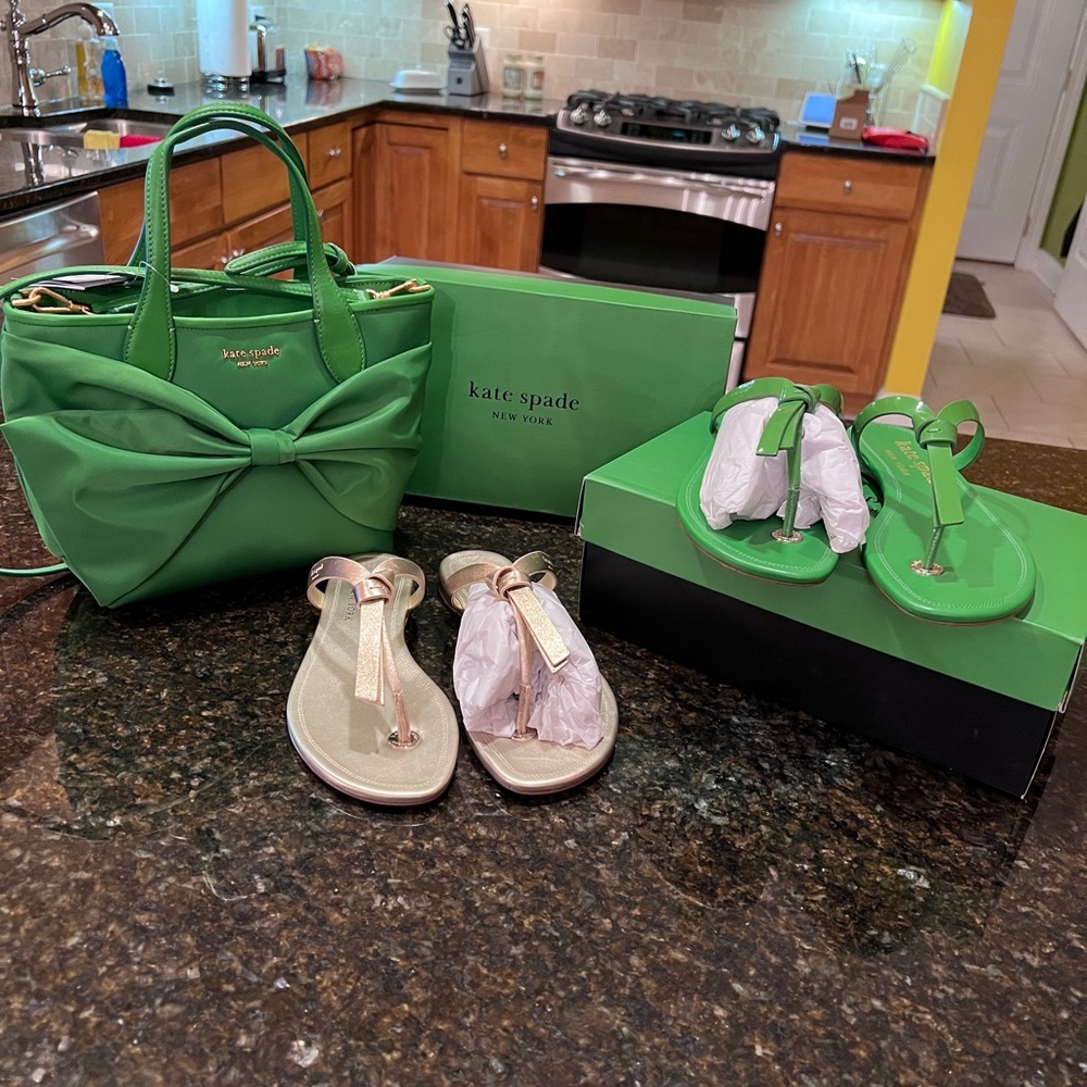 Kate Spade Ks Green Handbag and Knott Slide Sandals Set